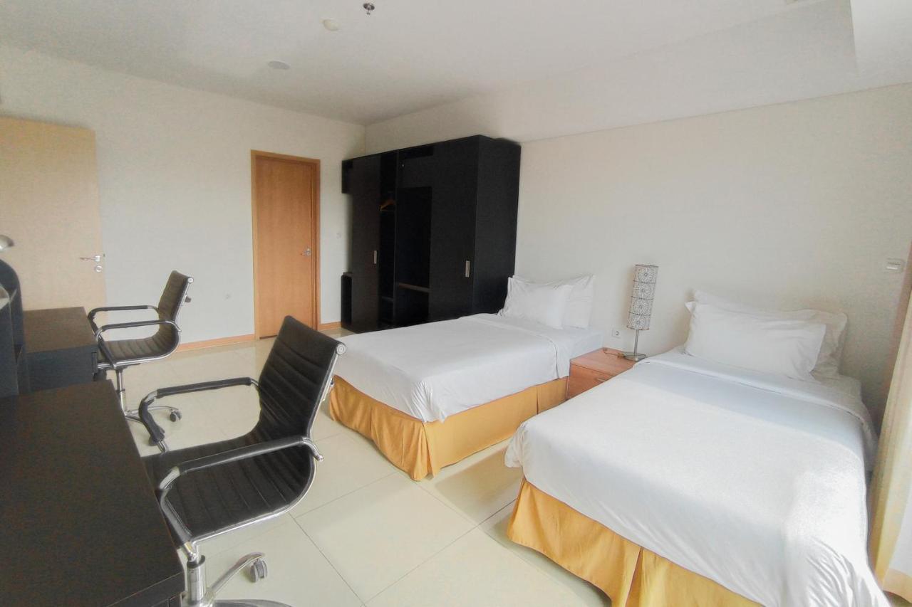 Sakura Park Hotel & Residence Cikarang Esterno foto